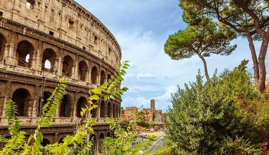 Discover the cannabis (weed) culture in Rome, Italy in 2026. How to obtain (buy) weed in Rome.