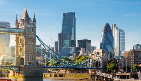 Explore the Cannabis Culture in London. Find the best options to obtain (buy) weed in London, UK.