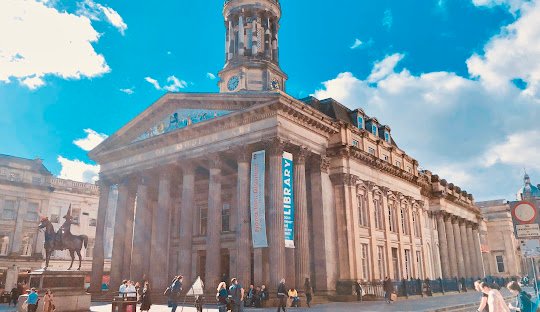 Explore the Cannabis Culture in Glasgow, Scotland. Also, how to obtain (buy) weed in Glasgow.