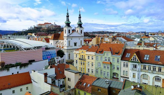 Explore the cannabis (weed) cultire in Brno and also how to obtain marijuana legally.